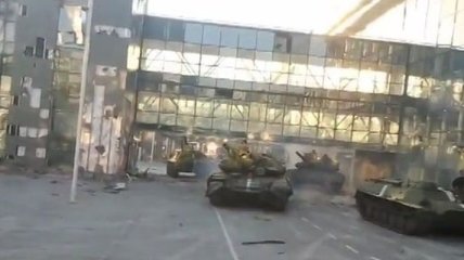 В Донецке продолжаются бои за аэропорт