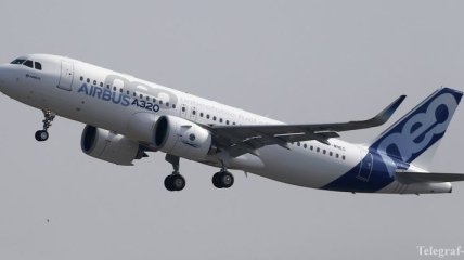 Airbus обогнал Boeing по продажам самолетов