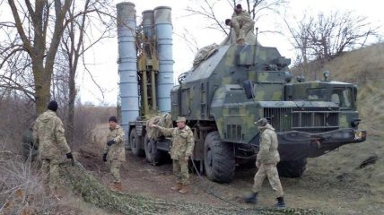 Развертывание украинского зенитно-ракетного комплекса С-300