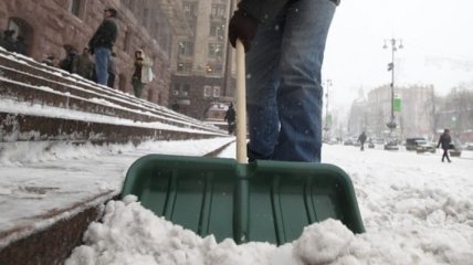 В Киеве за неубранный снег будут штрафовать 
