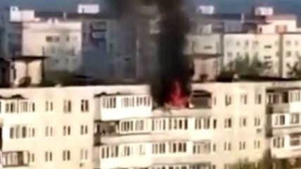 "Супергеройское приземление": в России женщины выжили, выпрыгнув с балкона 11 этажа во время пожара (видео)