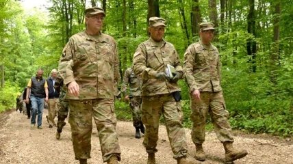 Главнокомандующий НАТО в Европе посетил молдавско-американские учения