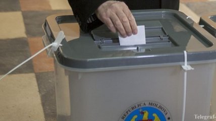 На выборах президента Молдовы зафиксировали первые нарушения