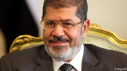 Мурси вернулся к работе в президентском дворце