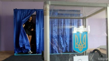 Донбасс, каннабис, чистка Рады: всплыли последние вопросы Зеленского на "референдум"