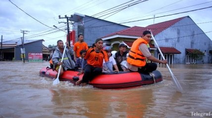 Новое стихийное бедствие в Индонезии: Наводнения и оползни лишили жизни 26 человек