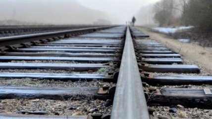 В Винницкой области под поездом погибли супруги