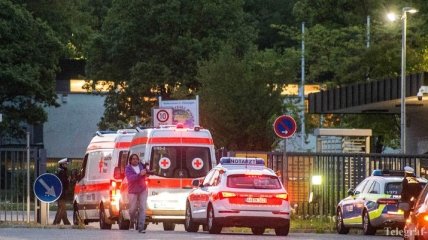 В Германии беженцы ранили сотрудников полиции во время спецоперации