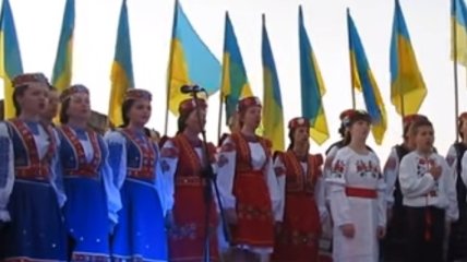 День Независимости в Ужгороде начался с молитвы за Украину
