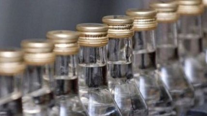 Сотрудники МВД прикрыли подпольный спиртзавод в Краматорске