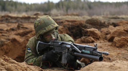 Країни Балтії готуються до російського вторгнення: будують укріплення на десятки мільйонів доларів