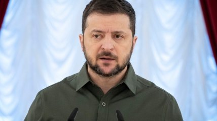 Владимир Зеленский вернул закон с подписью в ВР
