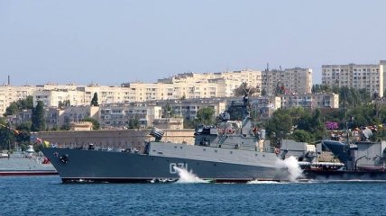 В Черном море прошли учения армии РФ