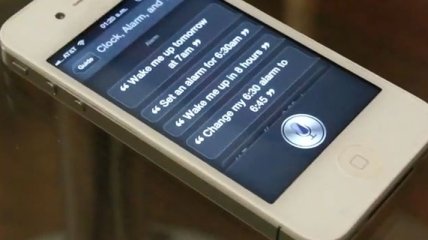 Siri представил ремикс на хип-хоп-композицию 80-х