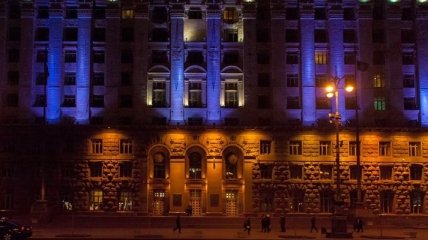 Здание Киевсовета каждый вечер будет светиться национальными цветами