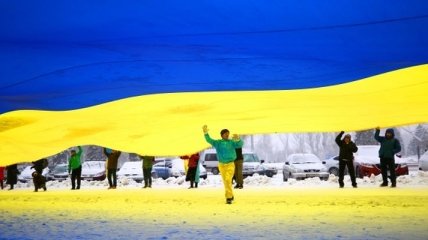 В 1992 году утвержден Государственный Флаг Украины