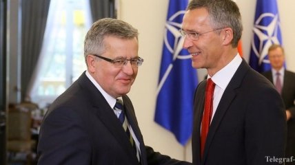 Коморовский считает, что НАТО должно поддержать Украину