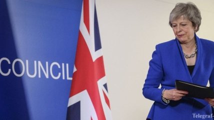 Премьер Мэй отменила голосование в парламенте по вопросу Brexit 