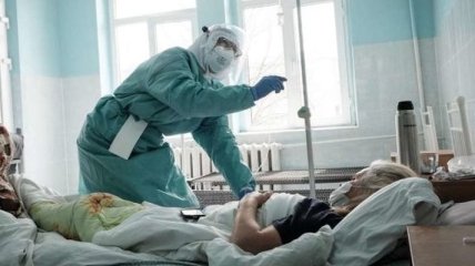 Коронавирус в Украине побил первый рекорд смертности в 2021 году
