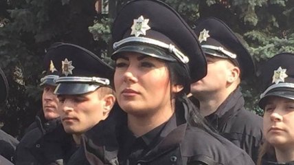 В Черновцах во время присяги трое полицейских-женщин потеряли сознание