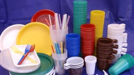 Вред и польза пластиковой посуды