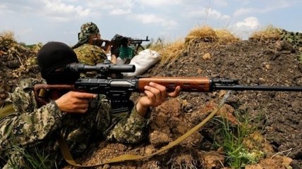 Штаб: боевики с полуночи 14 раз открывали огонь по силам АТО