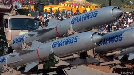 Индия провела успешные испытания сверхзвуковой ракеты "БраМос" 