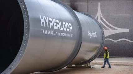 Омелян: Hyperloop набирает обороты