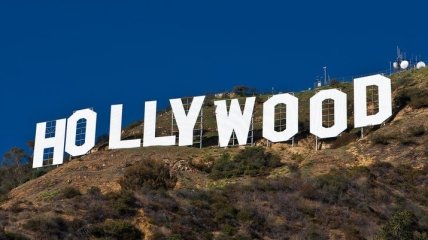  Знаменитую надпись "Голливуд" отреставрируют