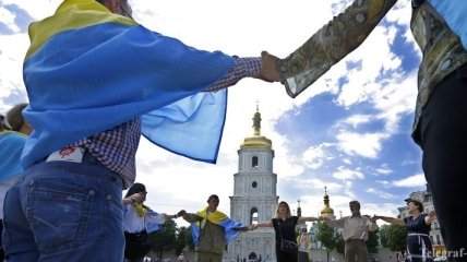 Вся Украина молилась за мир и спокойствие