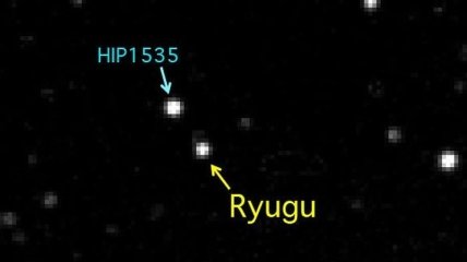 Японскому зонду "Hayabusa-2" удалось сделать первые снимки астероида Рюгу