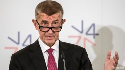 Премьер Чехии хочет встречи с Зеленским