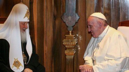 Патриарх Кирилл и Папа Римский Франциск встретились впервые в истории