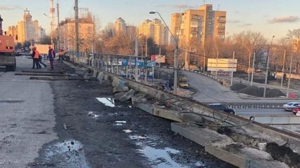 Киев сковали 7-километровые пробки из-за ремонта Шулявского моста