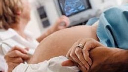 Перед абортом, заставят слушать сердцебиение плода