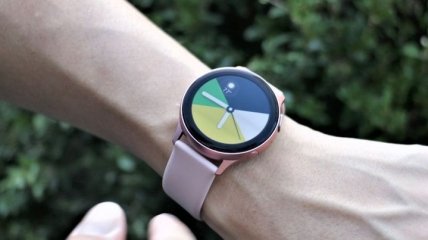 Новая функция: смарт-часы Samsung Galaxy Watch Active 2 будут измерять давление