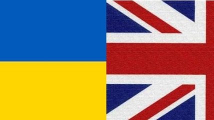 Украинцы будут оплачивать сбор за получение британской визы онлайн