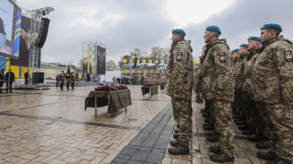 Украина сегодня впервые отмечает День десантника