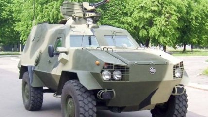Во Львове продемонстрировали обновленный бронеавтомобиль "Дозор-Б"