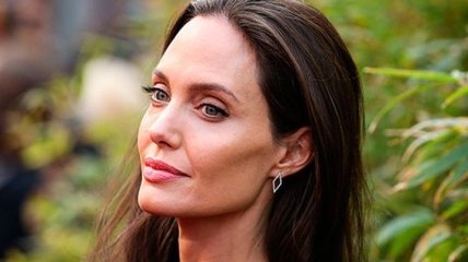 Стала известна причина болезненной худобы Анджелины Джоли