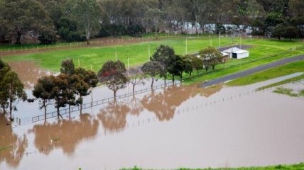 В Австралии в штате Виктория людей эвакуируют из-за наводнений
