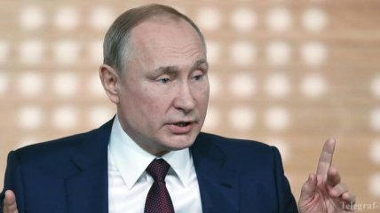 "Подарки от поклонников": Путин рассказал откуда у боевиков на Донбассе оружие