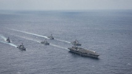 Авианосная группа США вошла в Японское море для сдерживания КНДР