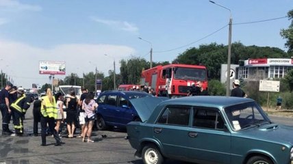 ДТП в Запорожье: Столкнулись три легковушки, два человека погибло