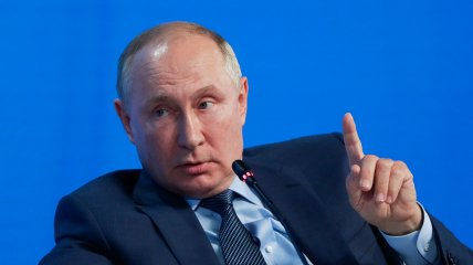 Владимир Путин 21 февраля выступил с обращением