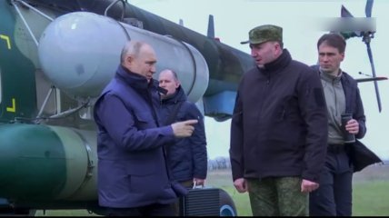 Кадры визита якобы российского президента в Украины