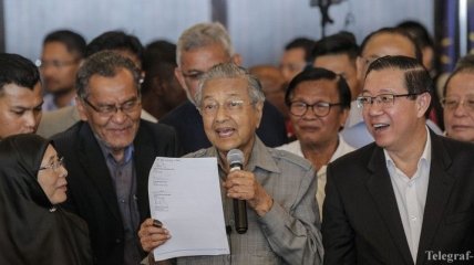 Впервые за 60 лет: Парламентские выборы в Малайзии выиграла оппозиция
