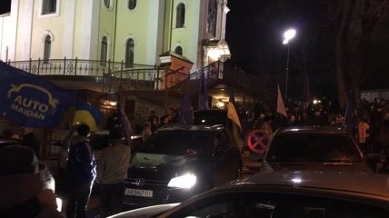 Выезды из здания суда, где находится Насиров, заблокировал АвтоМайдан