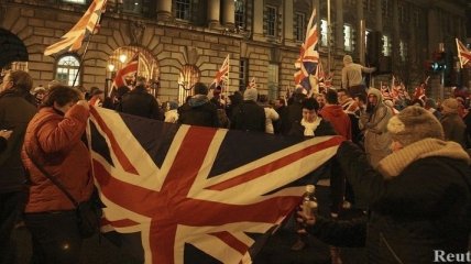 В Ирландии начались акции протеста из-за британского флага