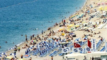 Украинцы смогут ездить в Турцию без загранпаспортов